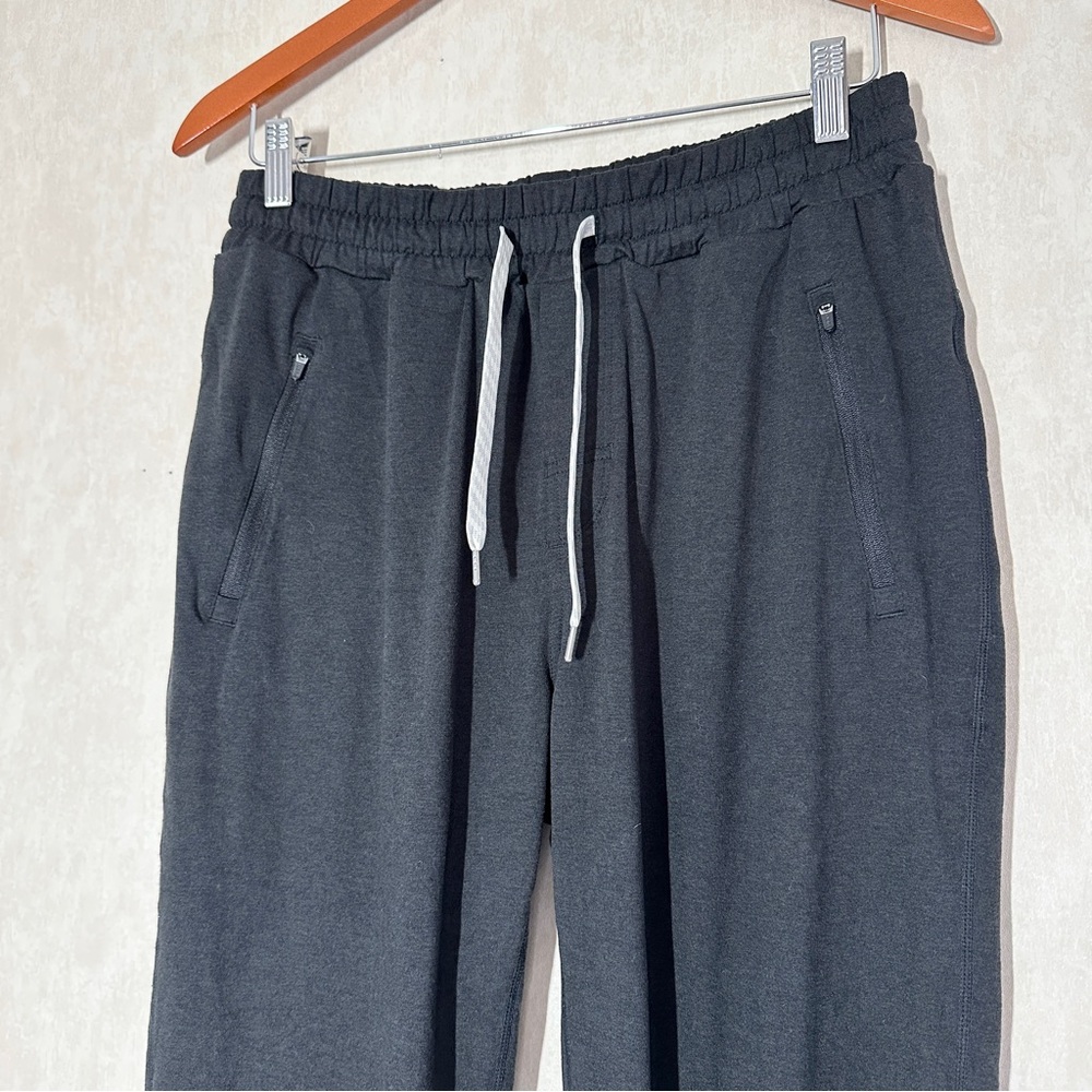 Vuori Men’s Ponto Performance Jogger Pants Pull On in Charcoal Heather S - Picture 4 of 16